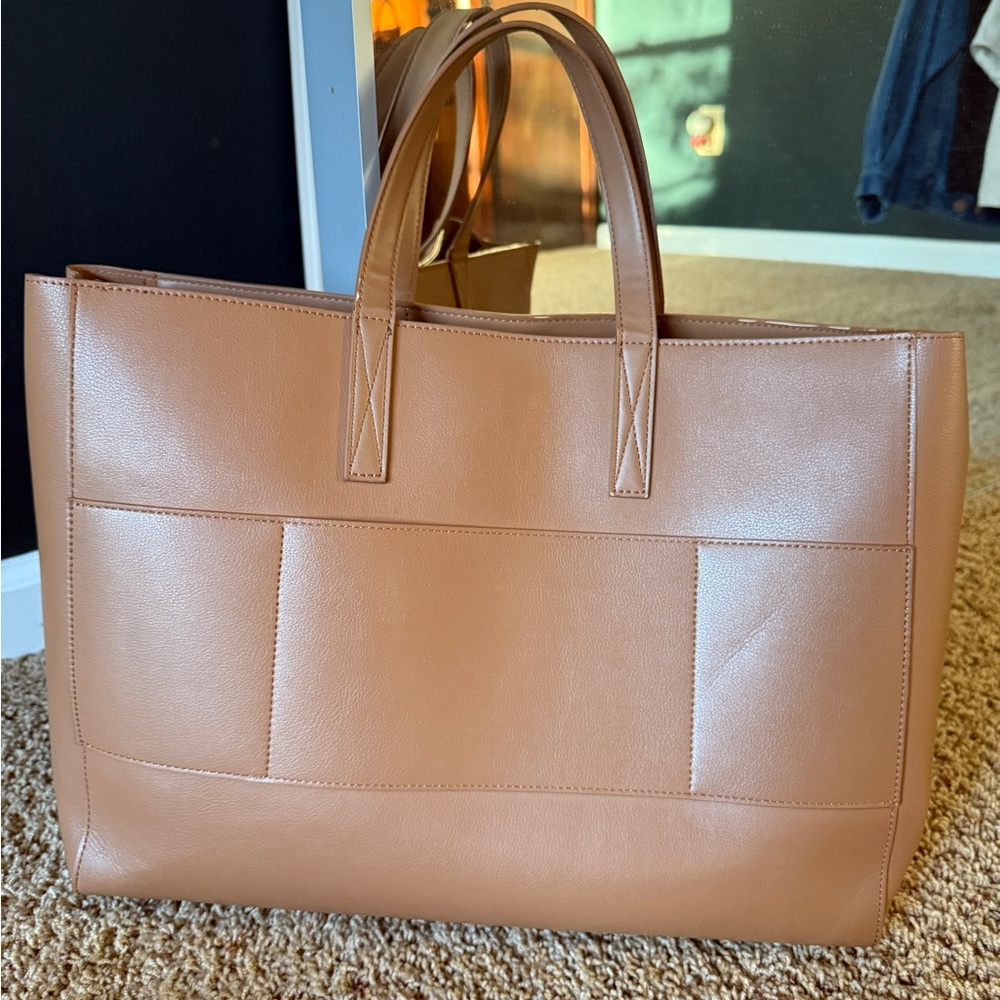 Calpak Haven laptop tote